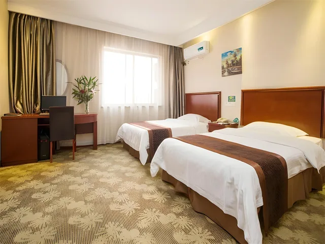 غرفة بزنس بسريرين منفصلين، GreenTree Inn Anhui Hefei South High-speed Rail Station Fanhua Avenue Haiheng Express Hotel 2/2