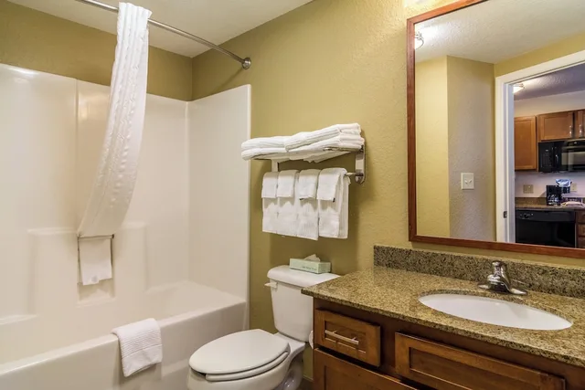 جناح استوديو بسريرين مزدوجين بمطبخ، Candlewood Suites Jacksonville East Merril Road 6/10