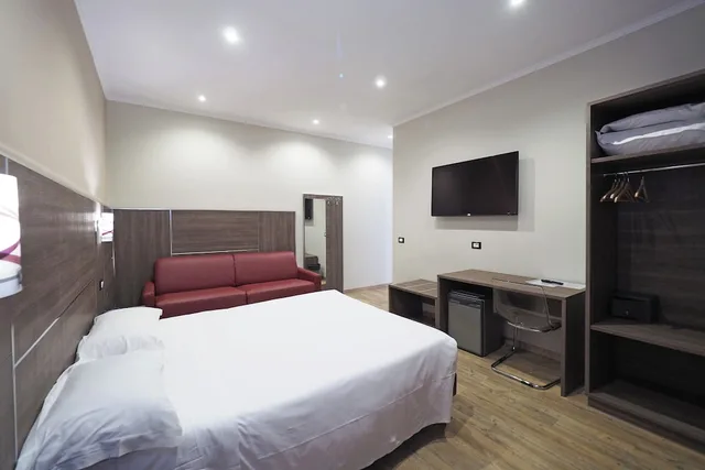 غرفة رباعية بسريرين منفصلين، Osimar Hotel Rome 1/9