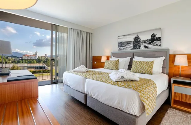غرفة بسرير مزدوج أو سريرين منفصلين مع سرير إضافي، Luna Arcos Hotel 2/3
