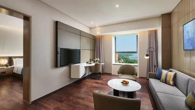 غرفة بريميوم بسرير فردي، Crowne Plaza Wuhan Development Zone 4/8