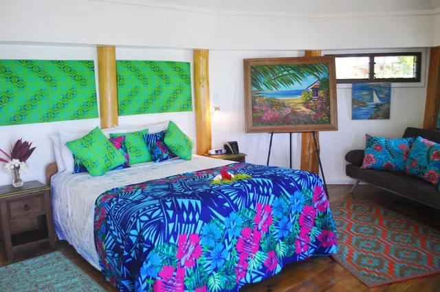 Lagoon, Water, King and Twin Beds, Lagoon and Ocean View, Le Vasa Resort 3/5