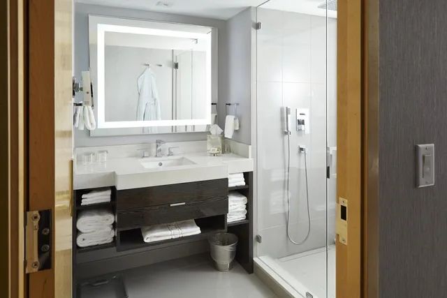 جناح بغرفة نوم واحدة، Pan Pacific Vancouver 2/2