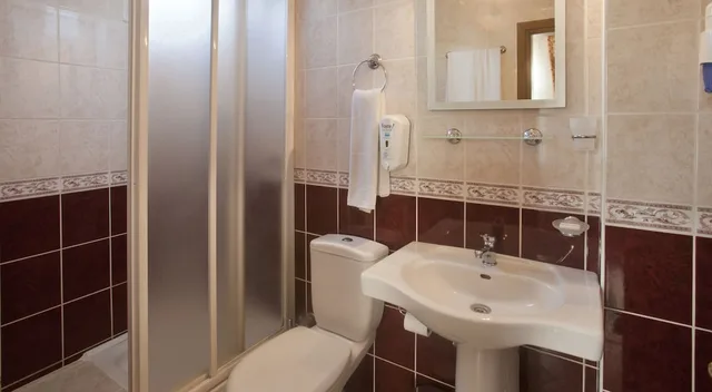 Standard, Twin Beds, Triana Hotel 7/9