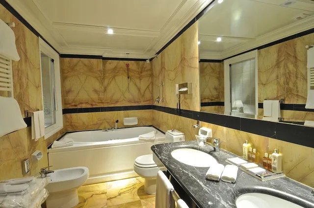 2 Bedrooms, Family Suite, King and Queen Bed, Parco Dei Principi Grand Hotel & Spa 3/3