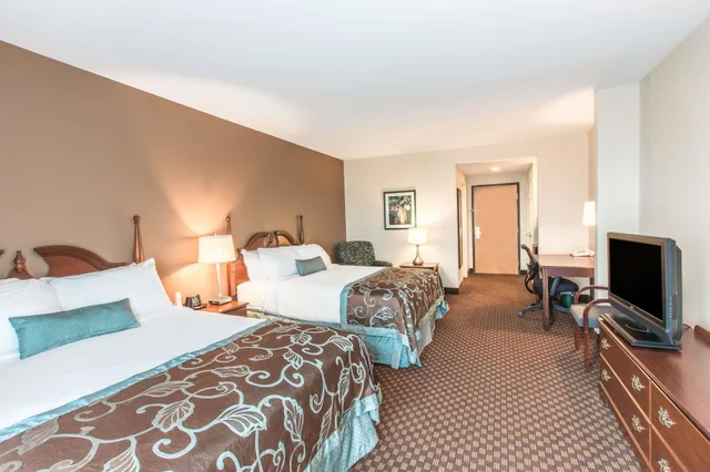 غرفة قياسية بسريرين كوين، Wingate By Wyndham Lexington 2/4