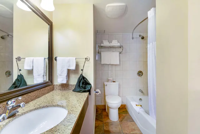 جناح، Best Western Plus Burnaby Hotel 2/4