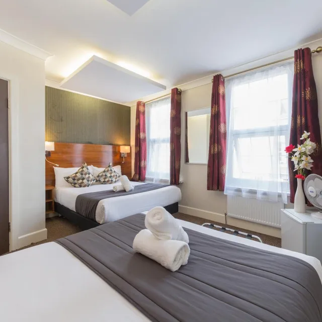 غرفة رباعية بحمام خاص، Chester Hotel Victoria 2/10