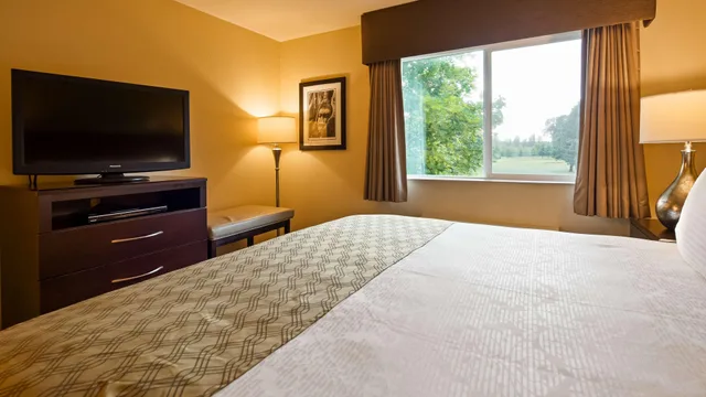 Suite, Golf Course View، Best Western Plus Plaza by the Green 4/6