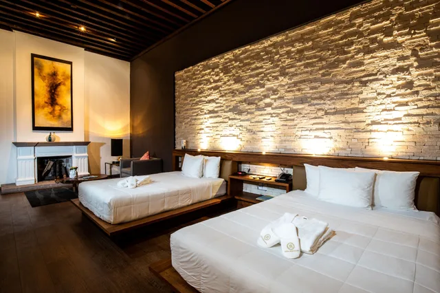 Master, King Bed، Meson de Santa Rosa Luxury Hotel 2/6