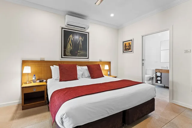 Pearl, Guest Room, King Bed، The Pearle of Cable Beach Broome 1/7