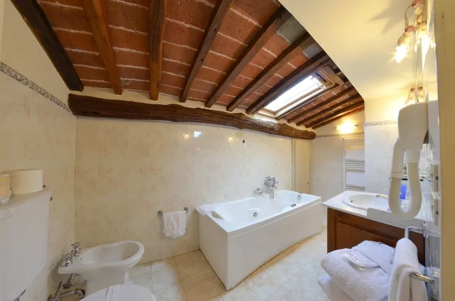 Panoramic, Suite, Queen Bed, Valley View, Terrace، San Michele 9/9
