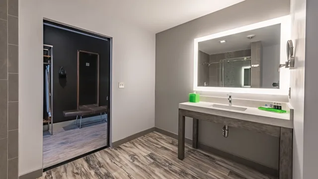 Noho, Suite, King Bed, Terrace، Lexen Hotel-North Hollywood Near Universal 3/3