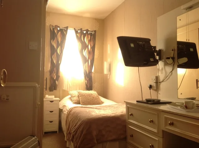غرفة مفردة، Balmoral Lodge Hotel 2/2