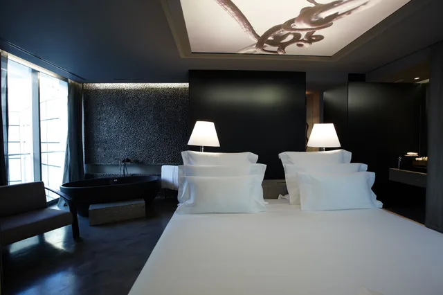 غرفة غراند ديلوكس بسرير كينج، The Vine Hotel 2/2