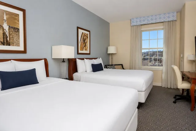 Room, King Bed, 2 Queen Beds, Accessible, Hotel 24 South 1/3