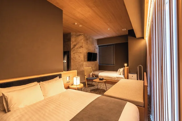 غرفة أساسية بسريرين مزدوجين مع أريكة، HOTEL TOMOS ASAKUSA 5/6