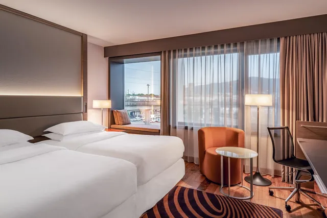 Sheraton, Single Bed، Sheraton Zurich Hotel 1/4