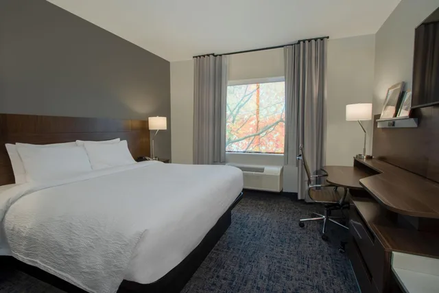 غرفة بسرير كينج، Fairfield Inn & Suites by Marriott Houston Katy 3/18