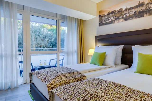 غرفة بريميوم بشرفة، Hotel Pinija 1/9