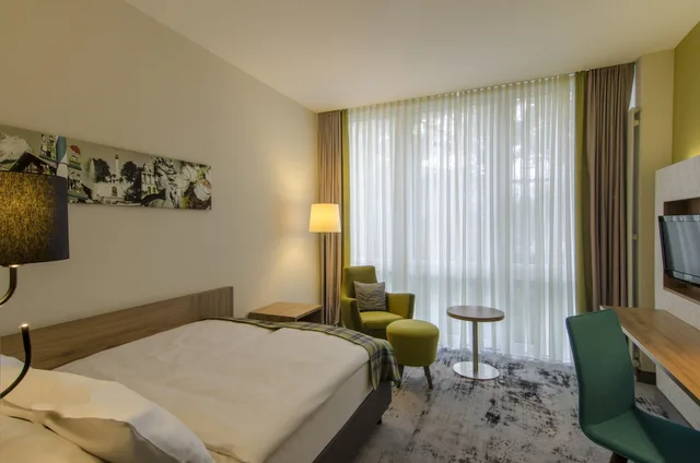 غرفة قياسية بسرير مزدوج، Holiday Inn Munchen Unterhaching 4/7
