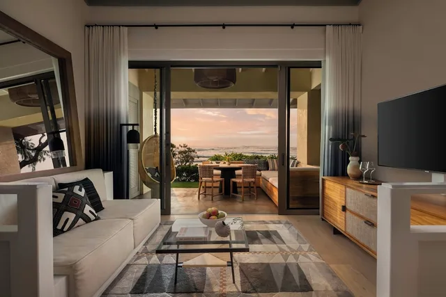 Bungalow, King Bed, Ocean Front, Sofa, Patio، The Ritz-Carlton O ahu, Turtle Bay 6/9