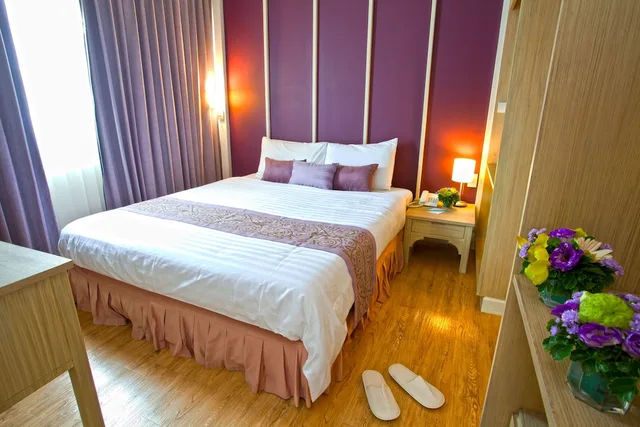 Junior Suite, Double Bed, Pool Wing، Trang Hotel Bangkok 1/4