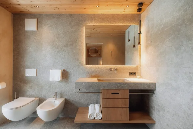 غرفة جونيور بسرير كينج بشرفة، Hotel Saltria true alpine living 7/9