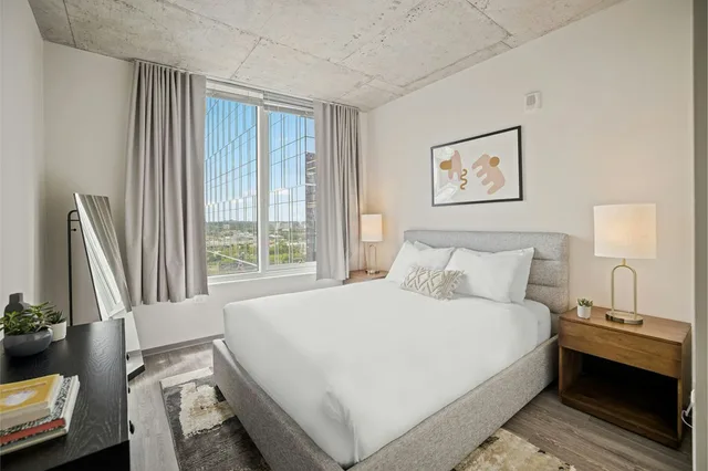 Suite, 2 Beds, 2 Bathrooms، Placemakr Premier SoBro 1/3
