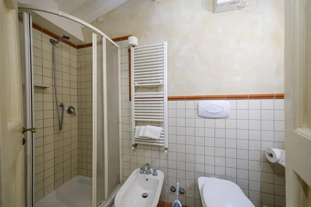غرفة كلاسيكية ثلاثية بثلاثة أسرّة، Casa San Tommaso 7/7