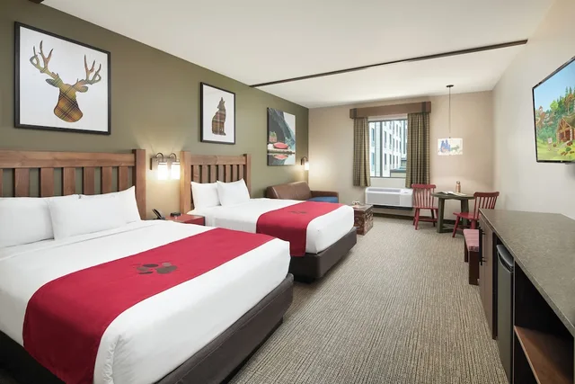 Suite, 2 Queen Beds, Accessible, Great Wolf Lodge Manteca 1/5