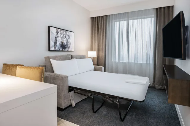 جناح بسريرين كوين مع أريكة، Embassy Suites By Hilton Houston West - Katy 2/4