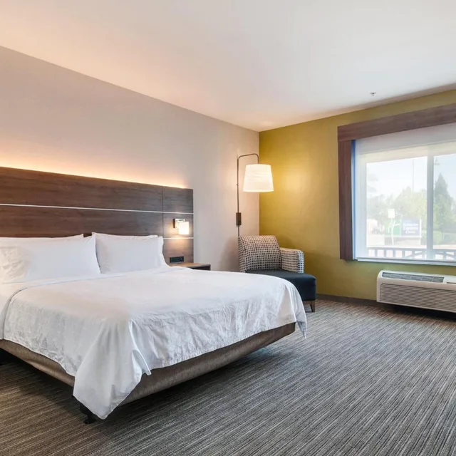 Xtra Space, Standard, King Bed، Holiday Inn Express Hotel Suites Banning 1/6
