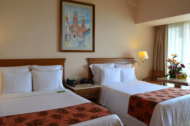 غرفة سوبيريور بسريرين مزدوجين بإطلالة جزئية على البحر، Fiesta Americana Puerto Vallarta All Inclusive & Spa 4/4