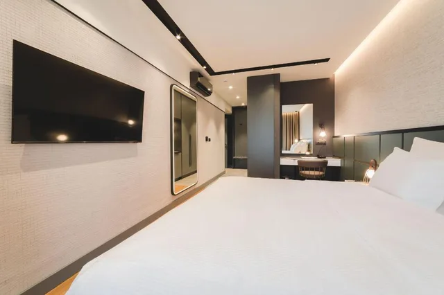 غرفة قياسية بسرير مزدوج، Signum Hotel 1/6