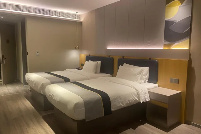 غرفة عائلية بسرير كينج وسرير فردي، Home Inn Selected (Xiamen Zhongshan Road Pedestrian Street) 1/1
