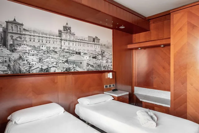 غرفة قياسية بسريرين منفصلين، B&B Hotel Modena 9/12