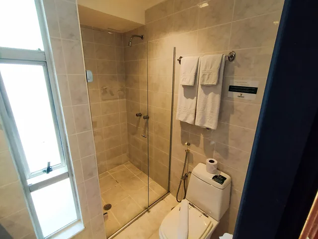 غرفة قياسية ثلاثية بسرير مزدوج وسرير فردي، Savassi Village Ex Toronto Tower Residence 4/4