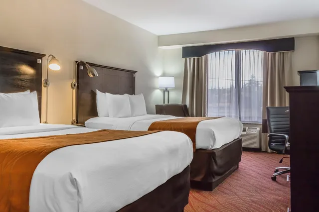 غرفة قياسية بسريرين كوين، Comfort Inn & Suites LaGuardia Airport 1/10