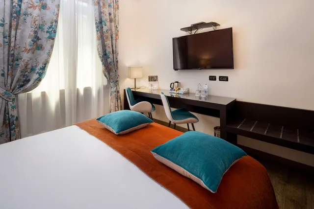 غرفة ديلوكس بسرير كوين، Best Western Plus Hotel Genova 6/9