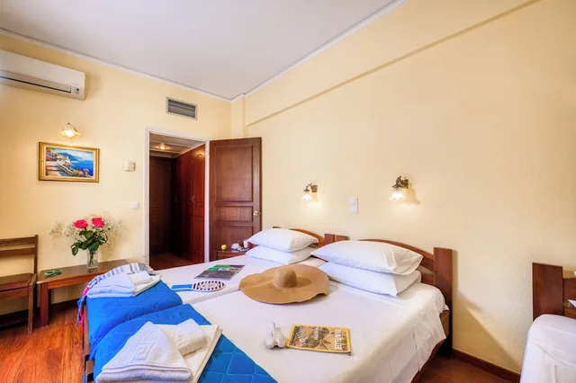 غرفة ثلاثية بسرير مزدوج وسرير فردي، Sunset Hotel Corfu 9/10