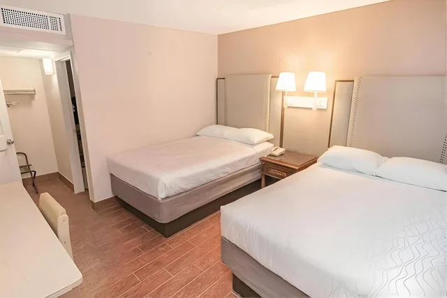 غرفة بسريرين مزدوجين لذوي الإعاقة، Econo Lodge Inn & Suites Yuma 1/4