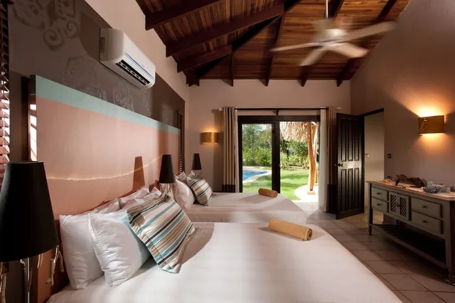 فيلا فاخرة بسرير كينج وسريرين كوين بغرفتي نوم بمسبح خاص، Cala Luna Boutique Hotel and Villas 6/10