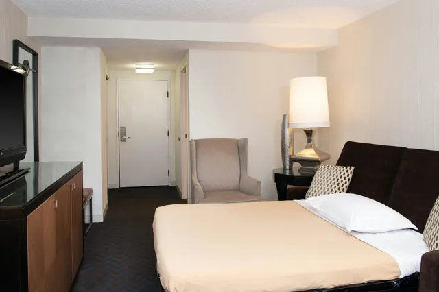 Junior Suite, Sheraton Mission Valley San Diego 4/4