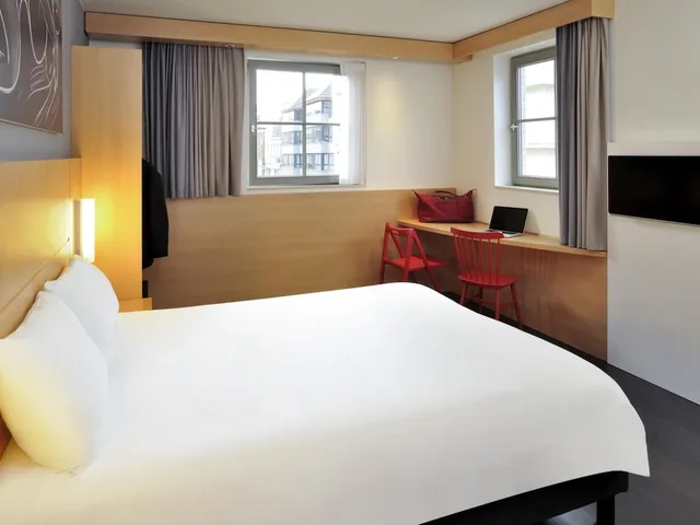 غرفة قياسية بسرير مزدوج، Hotel Ibis De Panne 4/10
