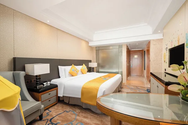 غرفة ديلوكس عائلية كبيرة بسرير كينج، WYNDHAM GRAND XIAMEN HAICANG 2/3