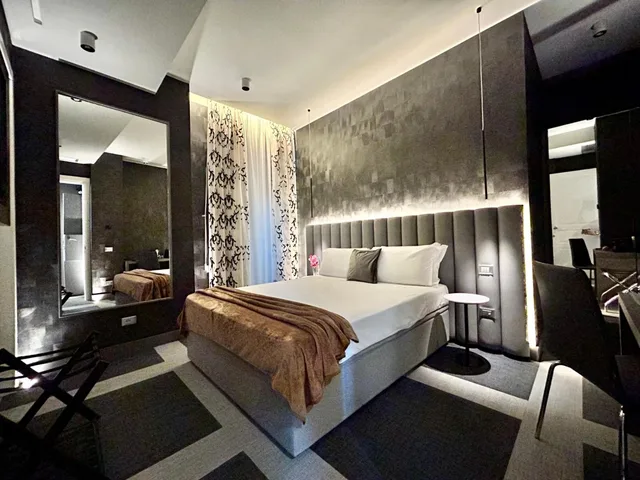 Standard, Private Luxury Suite 1/1