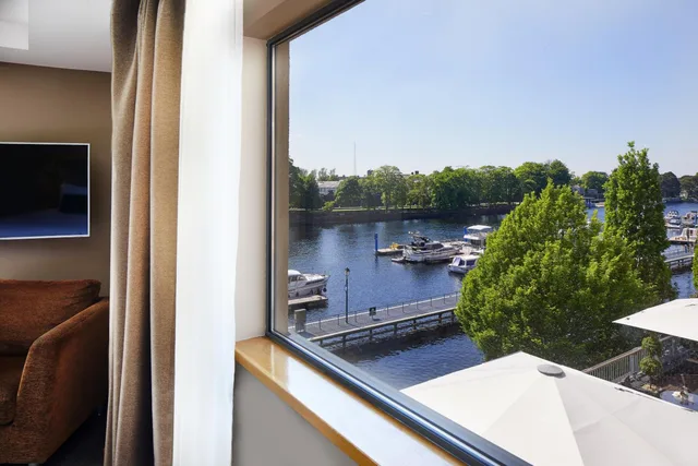 غرفة سوبيريور بسرير مزدوج بإطلالة على النهر، RADISSON BLU HOTEL, ATHLONE 6/6