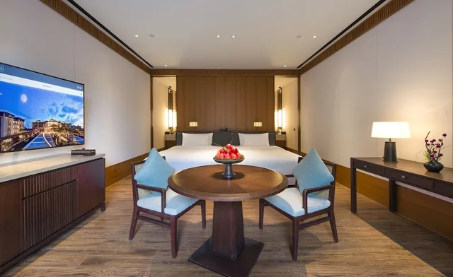 Deluxe, 2 Double Beds, Pool Side، Le Meridien Shimei Bay Beach Resort & Spa 5/10