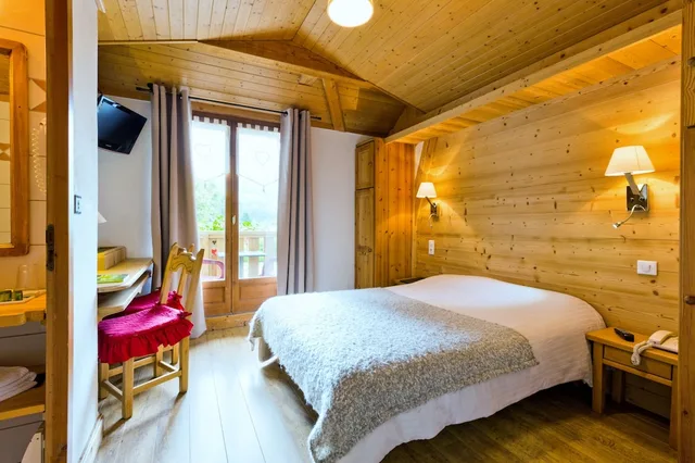 غرفة بسرير مزدوج أو سريرين منفصلين، Hotel Le Gai Soleil 4/8
